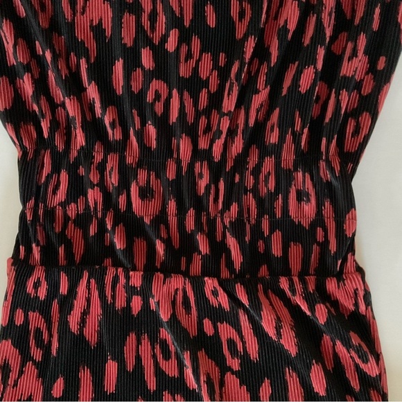 Zara Animal Print Midi Dress Sz S Red Black Leopard Plisse Date Night Pull On - Picture 7 of 9